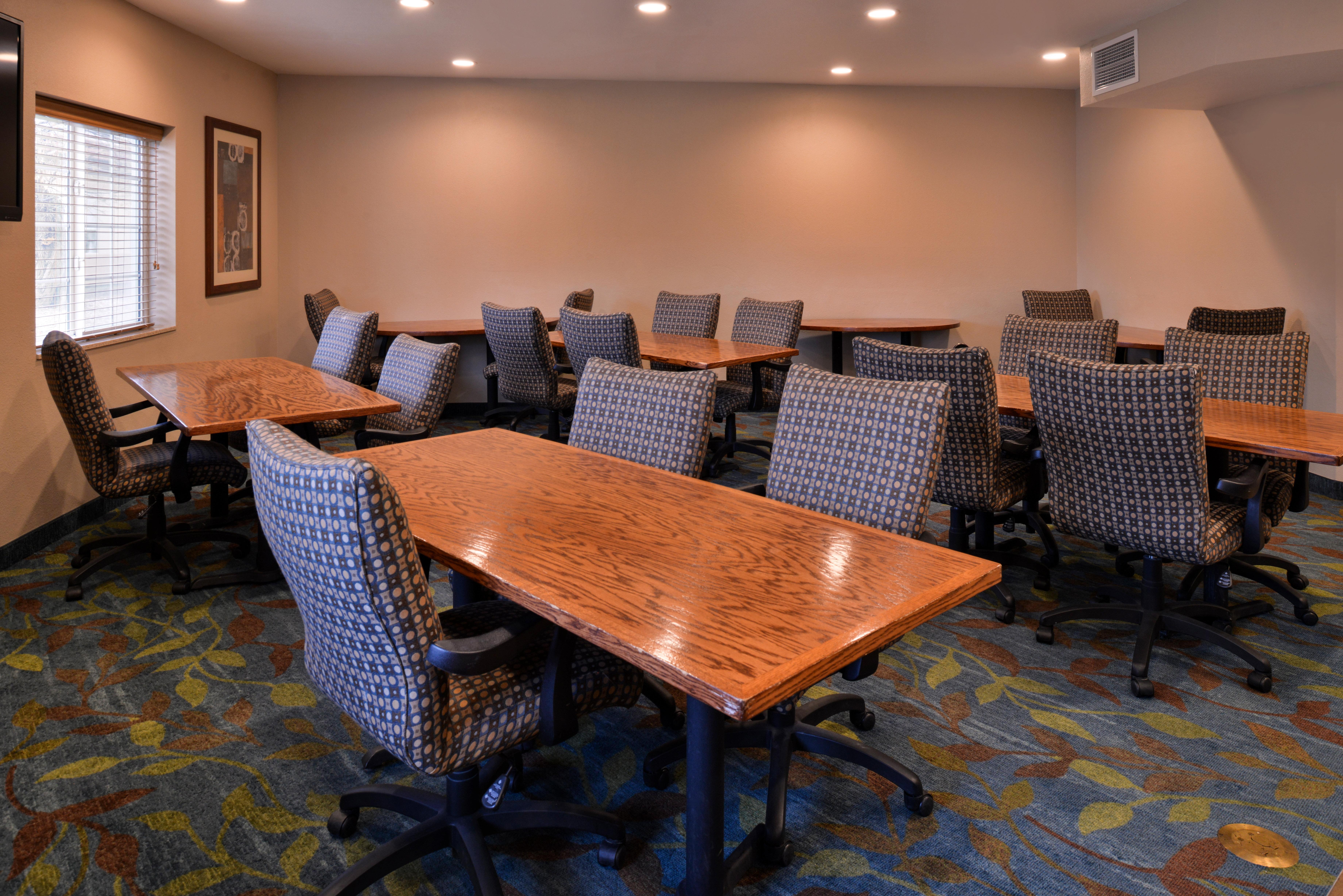 Candlewood Suites Boise - Towne Square By Ihg Экстерьер фото