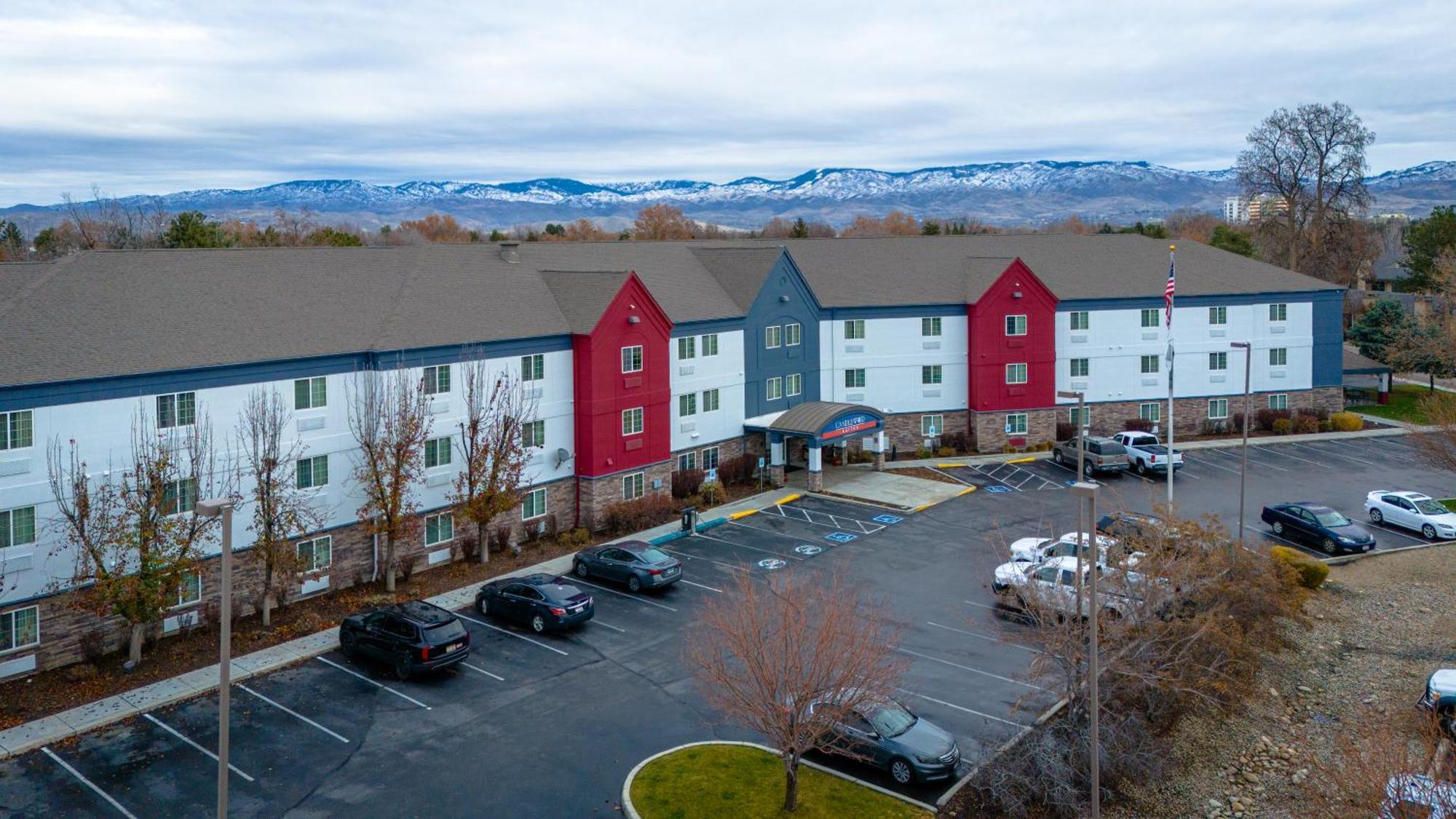 Candlewood Suites Boise - Towne Square By Ihg Экстерьер фото