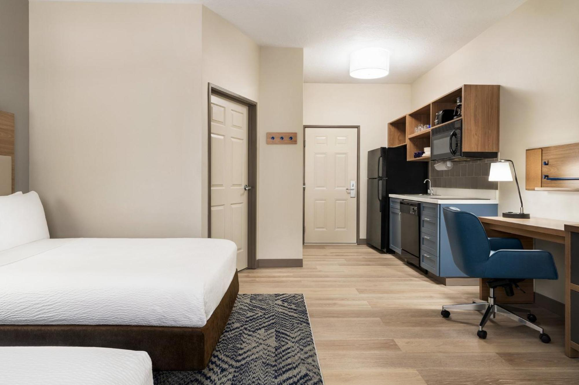 Candlewood Suites Boise - Towne Square By Ihg Экстерьер фото